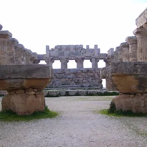 https://millepini.sicilyhotelsitaly.net