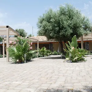 https://etna-hills.sicilyhotelsitaly.net
